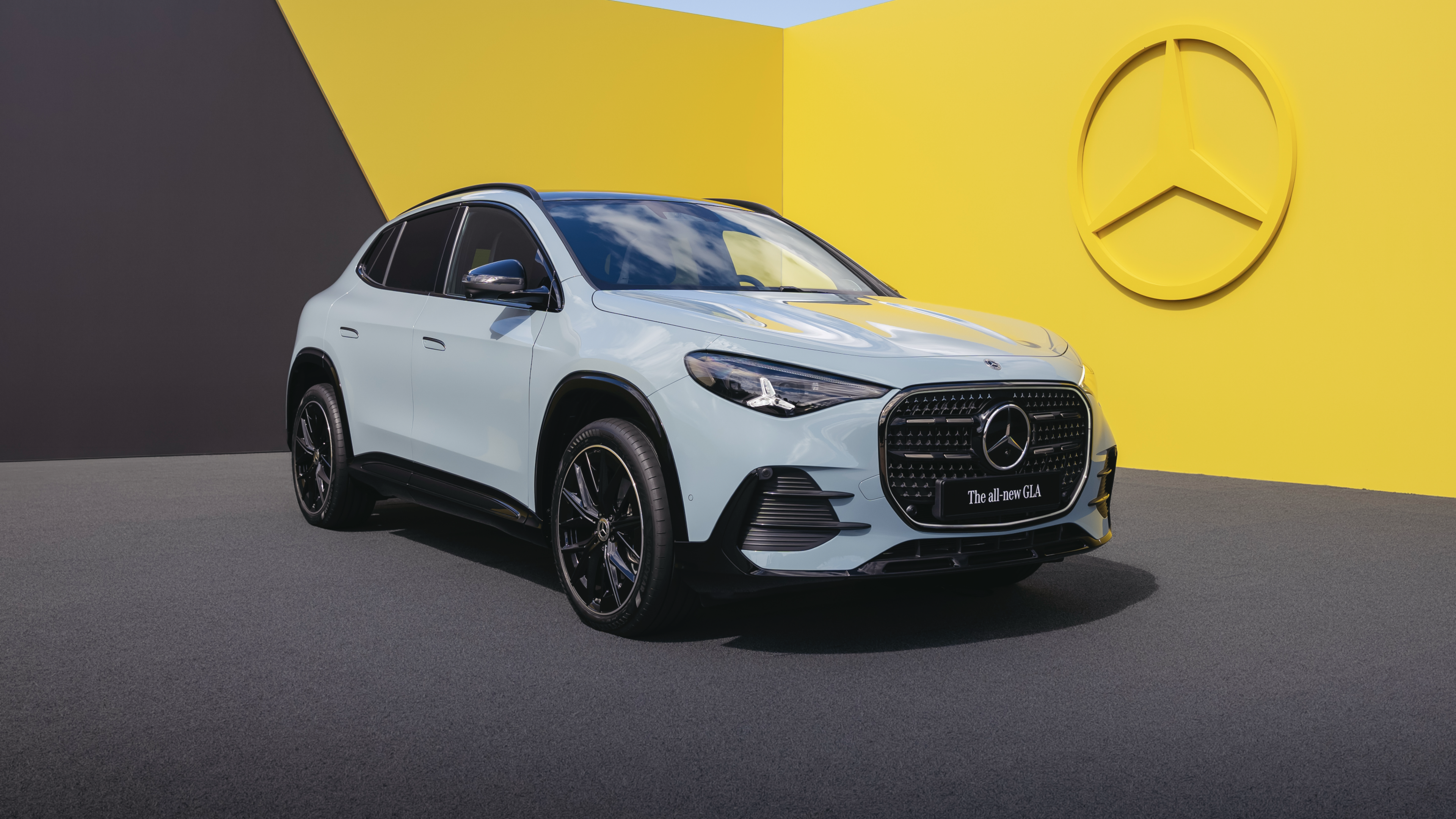 Deze nieuwe Mercedes is de kleinste SUV van het merk en komt met een butler aan boord